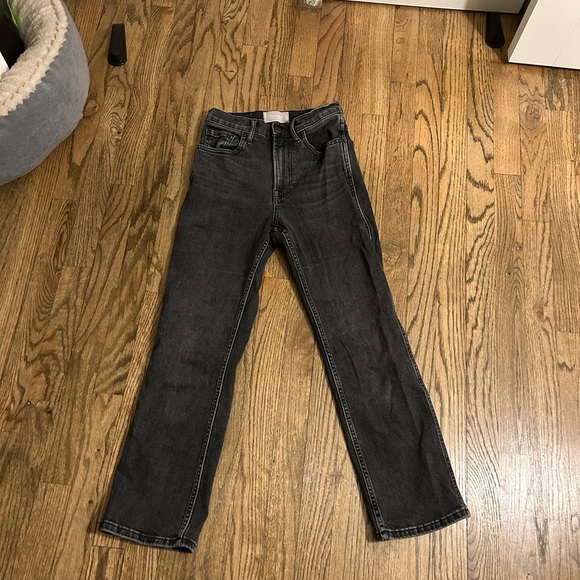 Everlane Cheeky Bootcut Jean - Picture 3 of 8